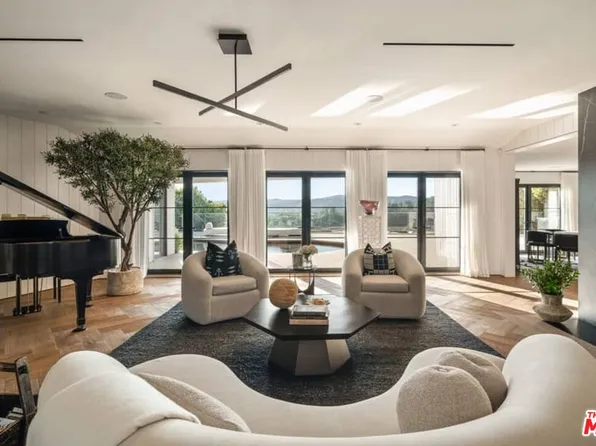 2259 Linda Flora Dr, Los Angeles, CA 90077