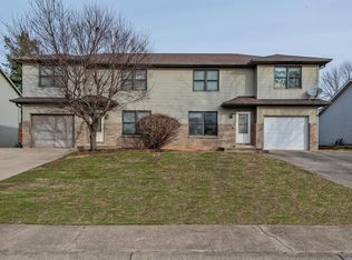 163/165 E Willow Ct, Bloomington, IN 47401