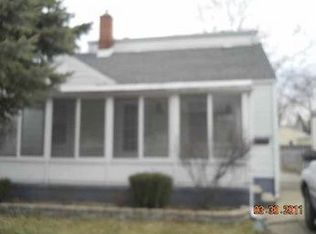 28360 Felician St, Roseville, MI 48066