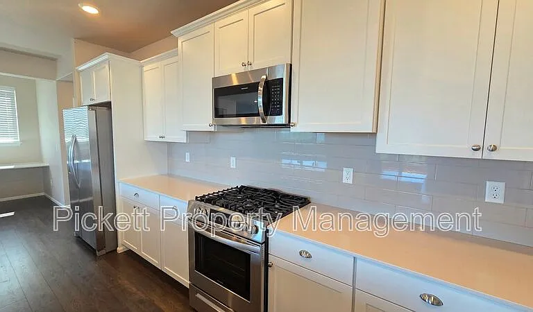 1032 Baker Heights Loop — Photo 11
