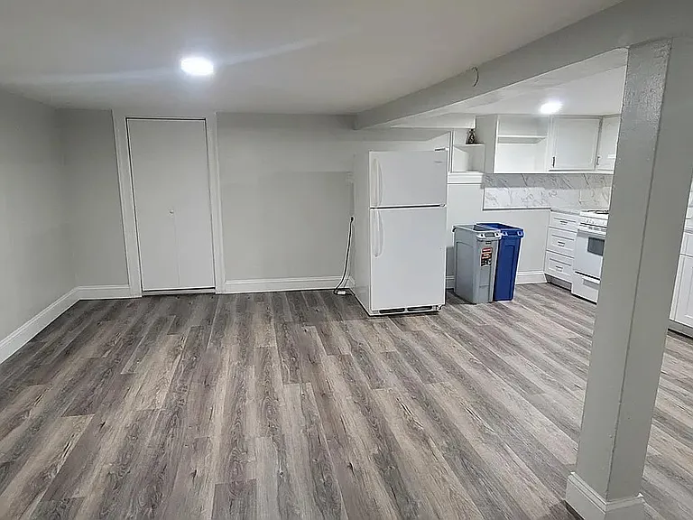 6404 Grand Ave — Photo 8