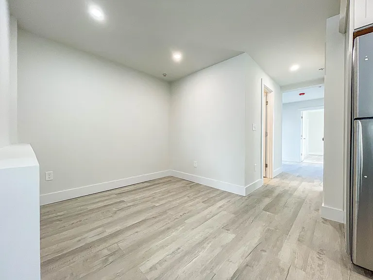 265 Cottage Rd #6 — Photo 16