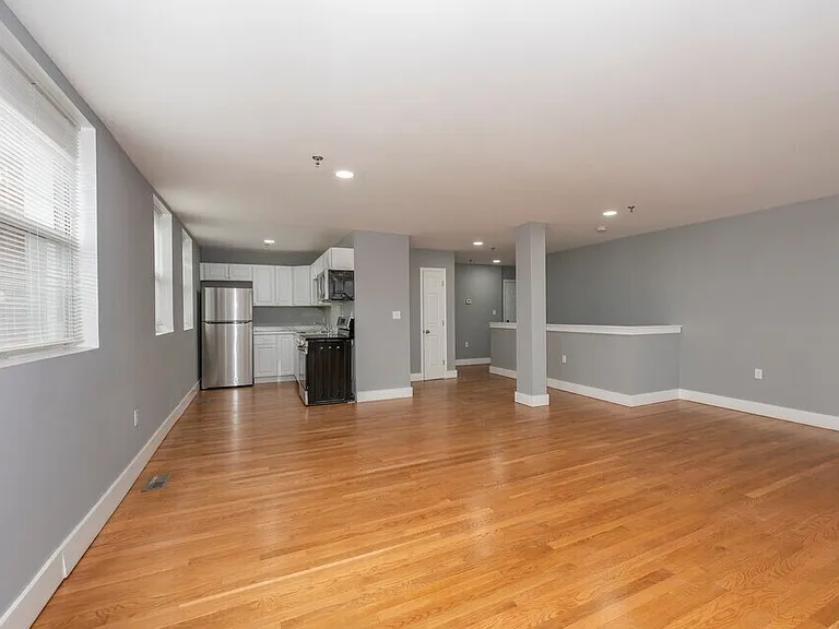 223 Meadow Street — Photo 4