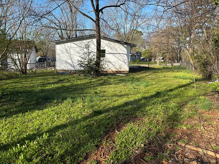 3008 Boswell Dr NW — Photo 10