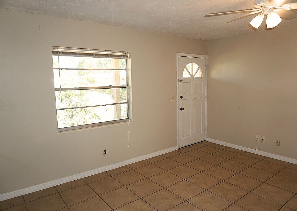 1st image of 3150 N Canal Dr