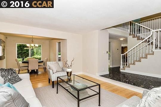 3rd image of 31 Shetland Ln
