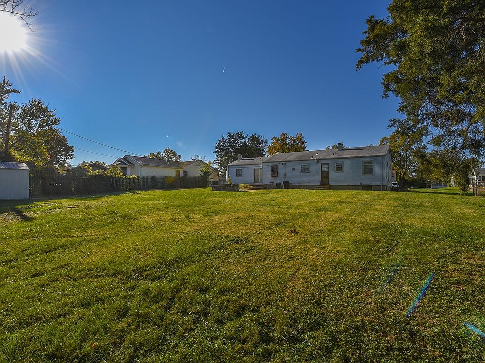 1st image of 10025 Meadowfield Ln