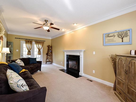 5th image of 5841 Beaver Run Ln