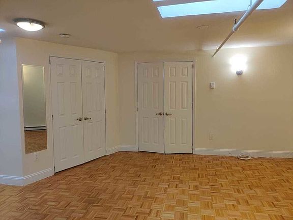 3rd image of 90 Chambers St #5A