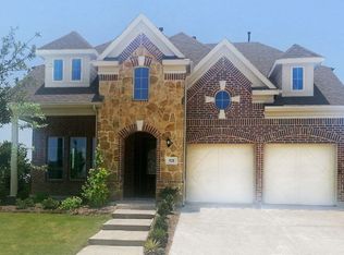 928 Auburn Ct, Savannah, TX 76227