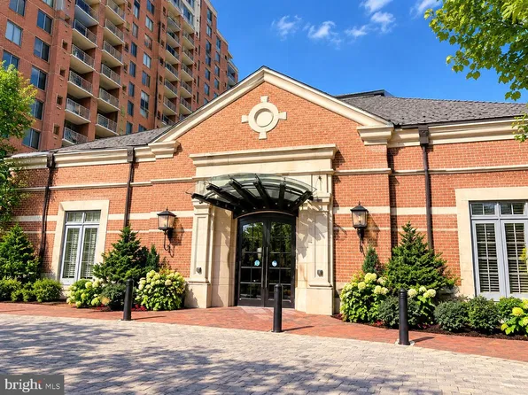 11710 Old Georgetown Rd APT 1120, North Bethesda, MD 20852