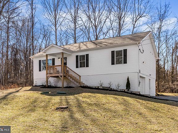 3rd image of 242 Walnut Hill Dr