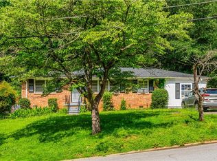 379 Utoy Cir SW, Atlanta, GA 30331