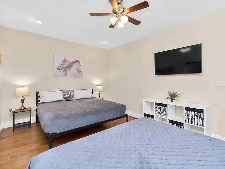 1730 Lakeshore Dr — Photo 22