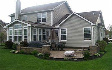 2nd image of 281 Lakeside Ave