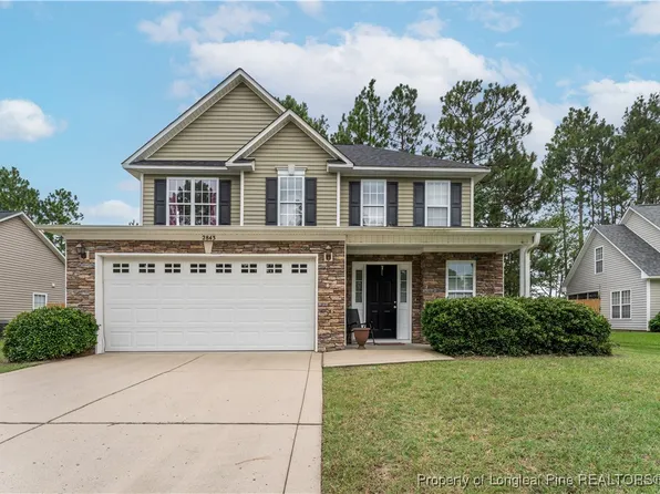 2843 Aristocrat Ln, Fayetteville, NC 28306