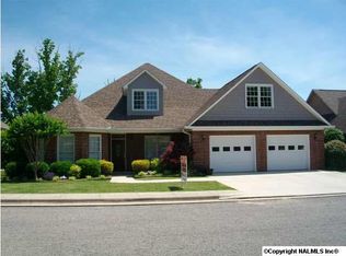 1212 River Ridge Dr, Guntersville, AL 35976