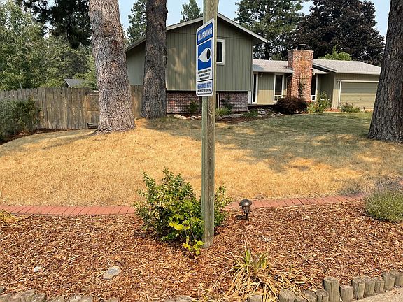 3rd image of 12321 W Park Ln