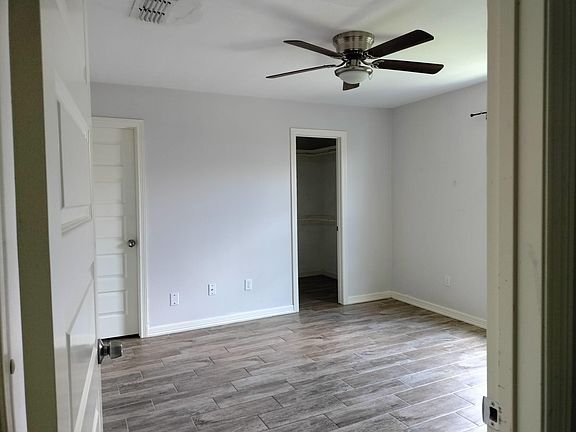 5th image of 837 Alexandria Ave #1200