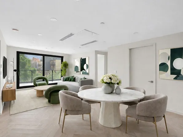 390 Manhattan Ave #3B, Brooklyn, NY 11211