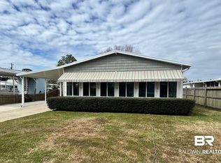 1165 Santa Anna Ln, Lillian, AL 36549