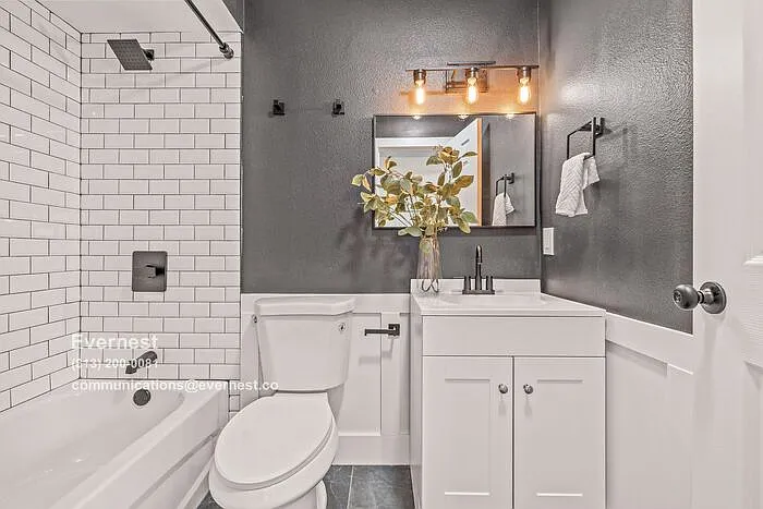 5908 S Manhattan Ave — Photo 30