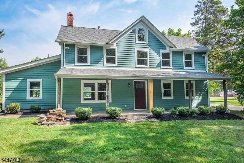 77 River Rd