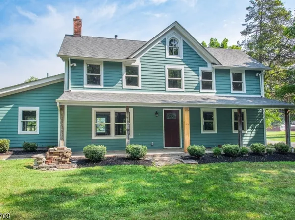 77 River Rd, Montville, NJ 07045