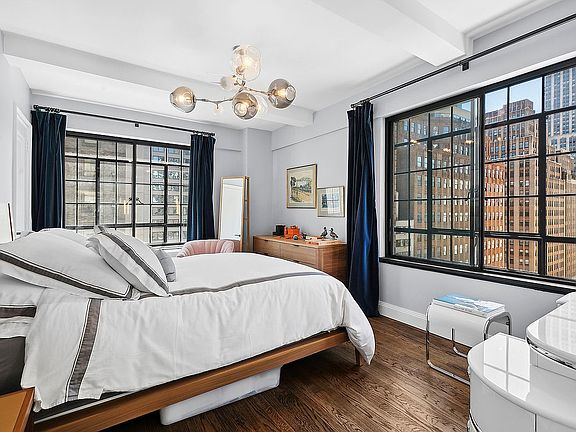 5th image of 10 Park Ave #17A