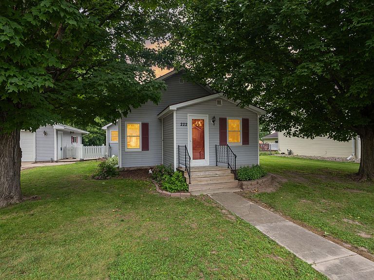 Listing photo 5