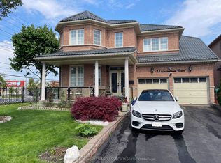 18 Quintessa Ct, Markham, ON L6C 3A2