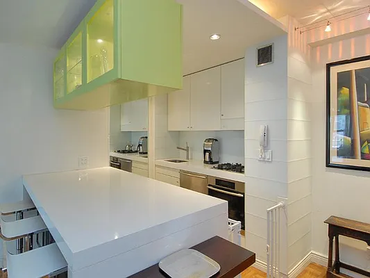 Sold by Sotheby's International Realty | media 2
