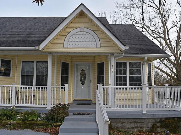 2nd image of 208 Woodfield Way
