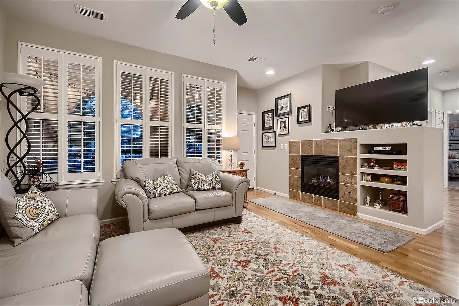 2 bed, 1030 sqft, $2,450 — Photo 4