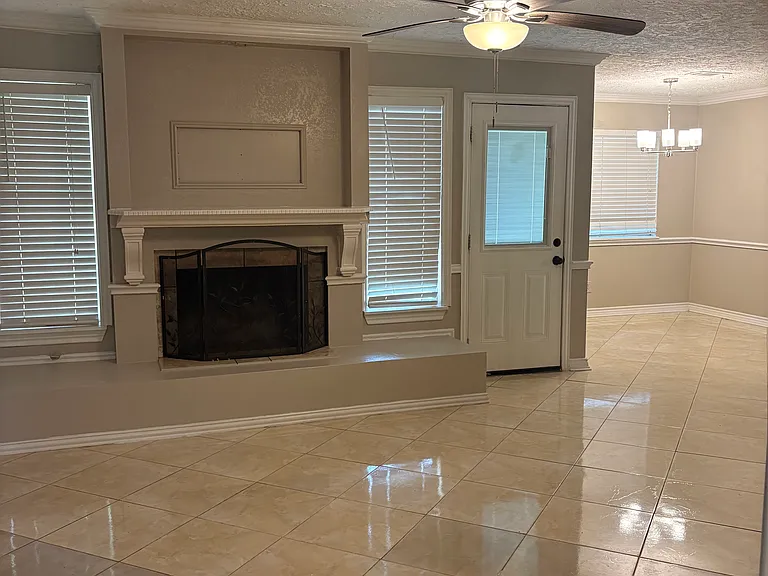 15522 Saint Cloud Dr — Photo 9