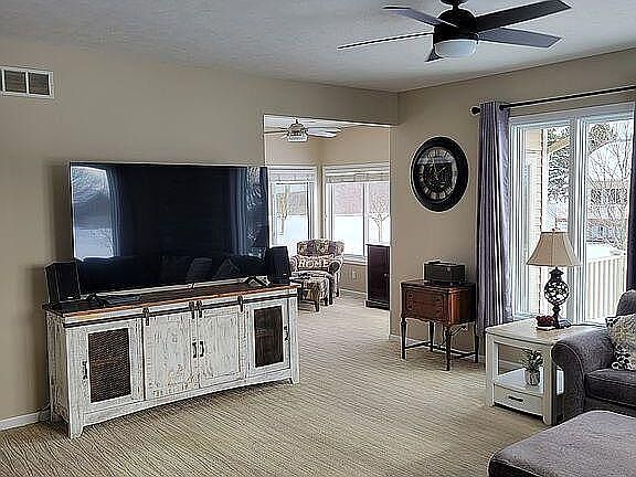 3rd image of 6358 Mansfield Ct
