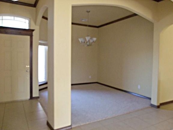 Kitchen/ Dining