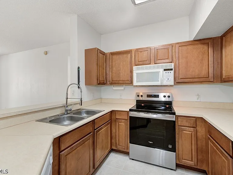 15590 Ocean Walk Cir #102 — Photo 10