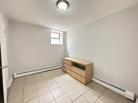 3rd image of 205 Monticello Ave #13E