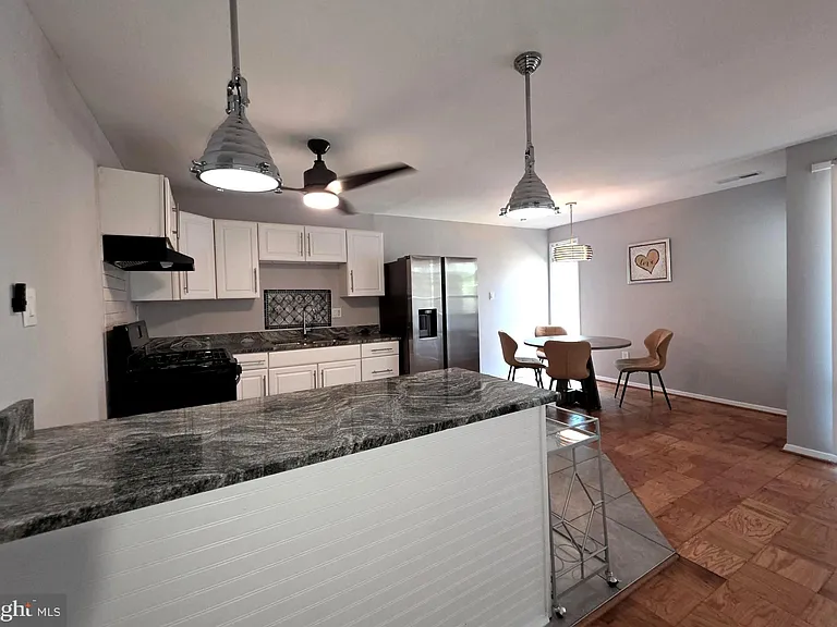 7316 Donnell Pl #B-2 — Photo 5