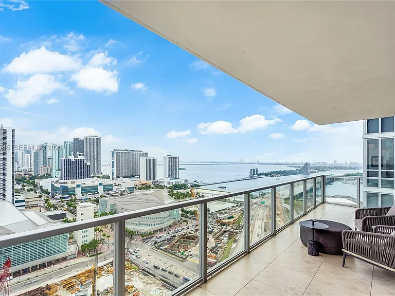 1100 Biscayne Blvd #2708 — Photo 24