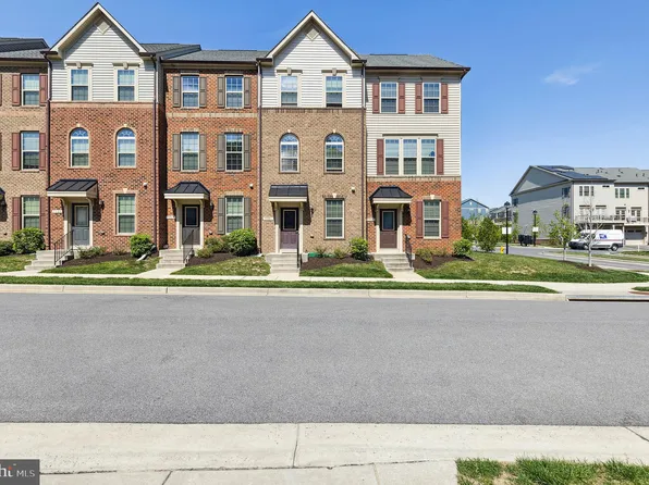 7721 Duncannon Ln, Hanover, MD 21076