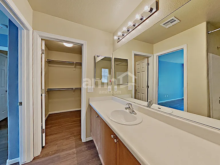 9161 Desirable Ct — Photo 12