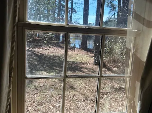 115 W Mobile Rd #2, Harbinger, NC 27941