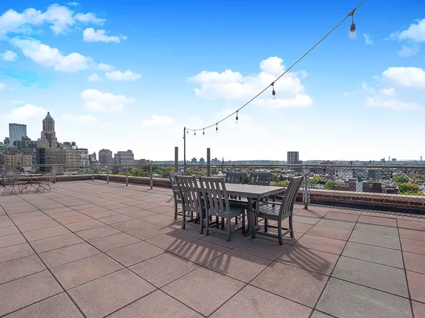 60 Remsen St APT 9G, Brooklyn, NY 11201