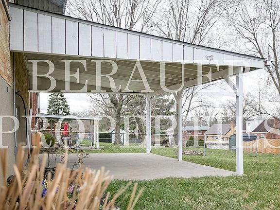 2nd image of 5555 Childs Ave