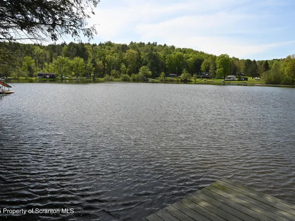 117 S Lake Rd, Montrose, PA 18801