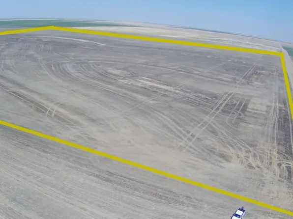 0 SE 4th #37, Lakin, KS 67860