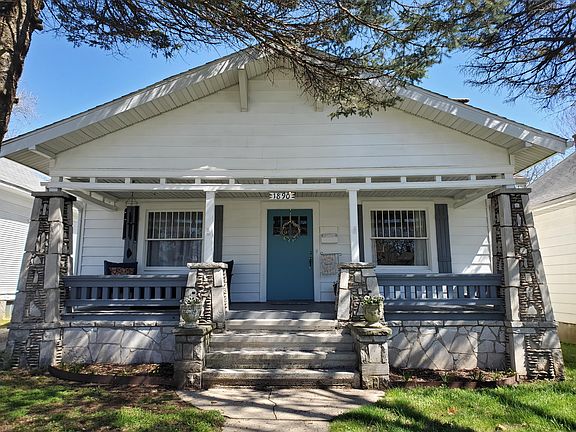 2nd image of 1890 N Grant Ave