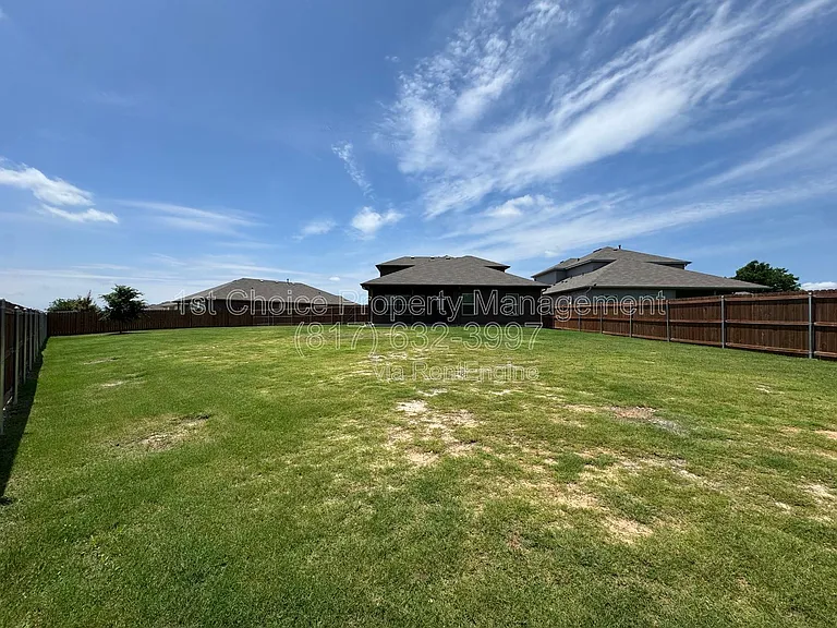 7948 Oaktown Dr — Photo 33